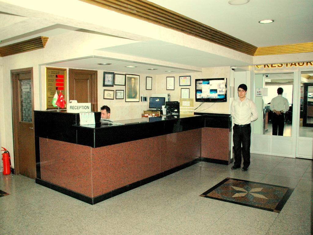 Hotel Buyuk Paris Provincia di Provincia di Istanbul Esterno foto