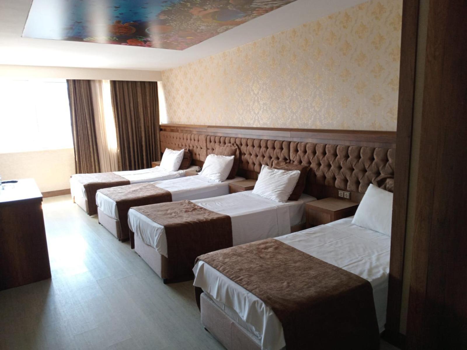 Hotel Buyuk Paris Provincia di Provincia di Istanbul Esterno foto