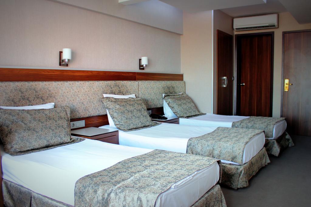 Hotel Buyuk Paris Provincia di Provincia di Istanbul Esterno foto