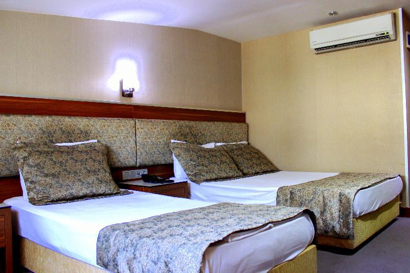 Hotel Buyuk Paris Provincia di Provincia di Istanbul Esterno foto