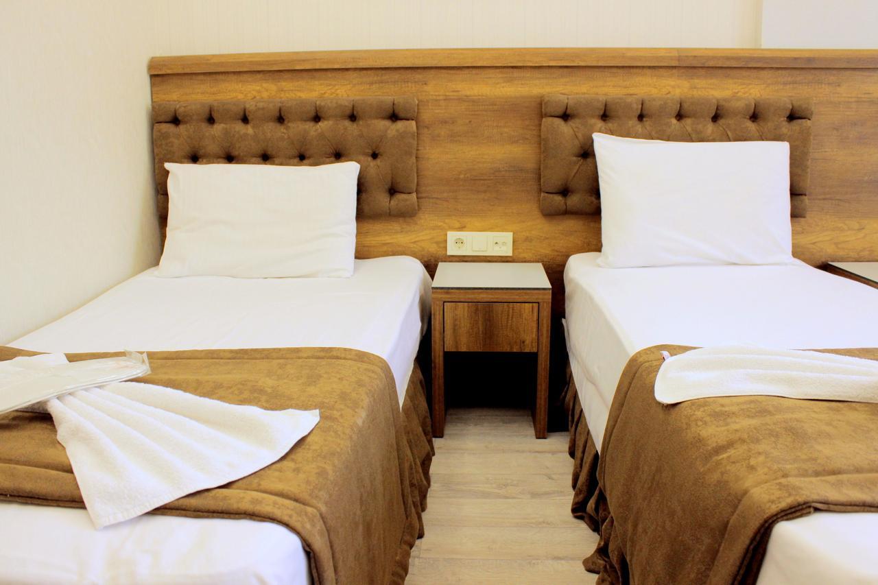 Hotel Buyuk Paris Provincia di Provincia di Istanbul Esterno foto