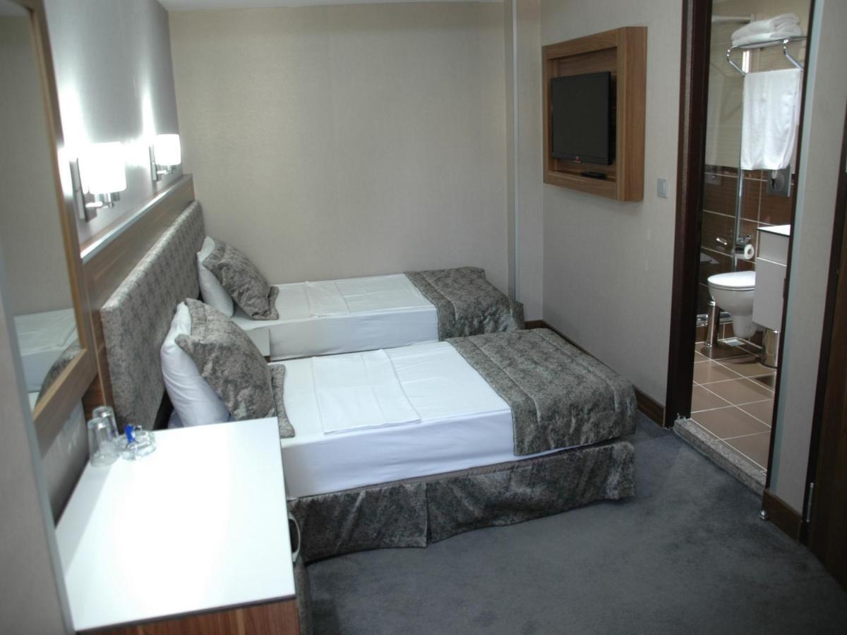 Hotel Buyuk Paris Provincia di Provincia di Istanbul Camera foto